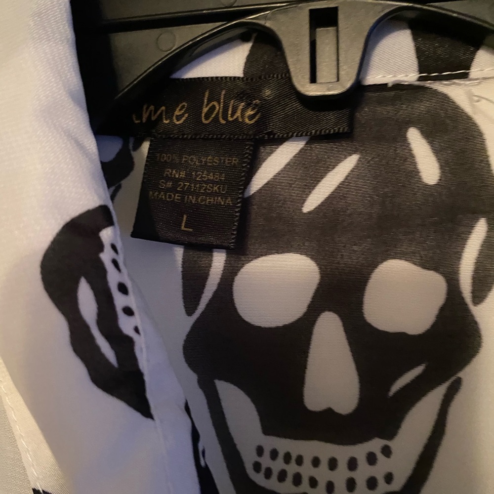 Skull blouse